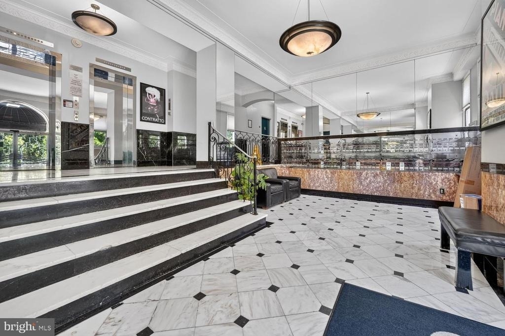2515 K Street Nw - Photo 1