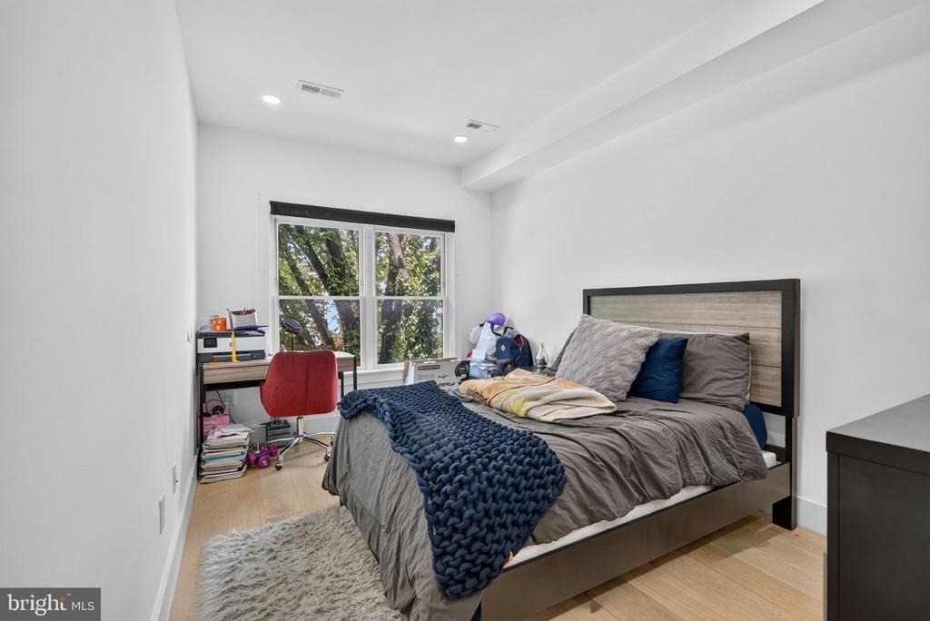 927 Kennedy Street Nw - Photo 16