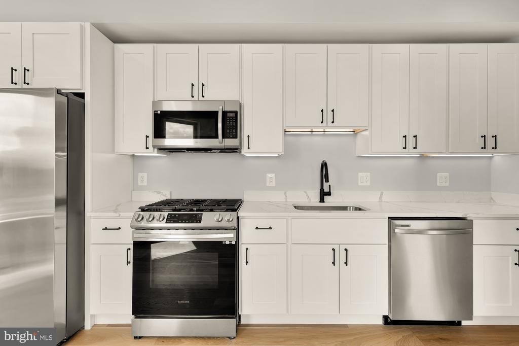 3215 Mount Pleasant Street Nw - Photo 4