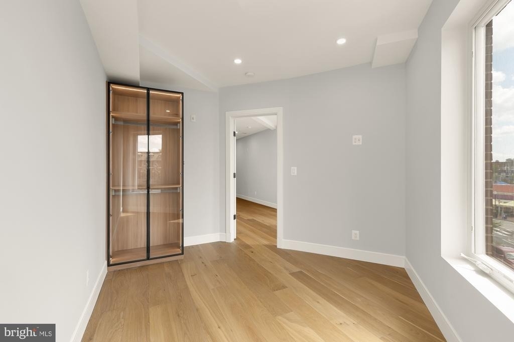 3215 Mount Pleasant Street Nw - Photo 11
