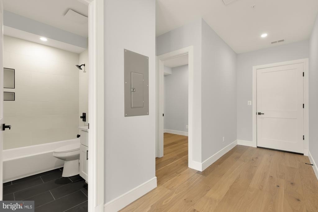 3215 Mount Pleasant Street Nw - Photo 9