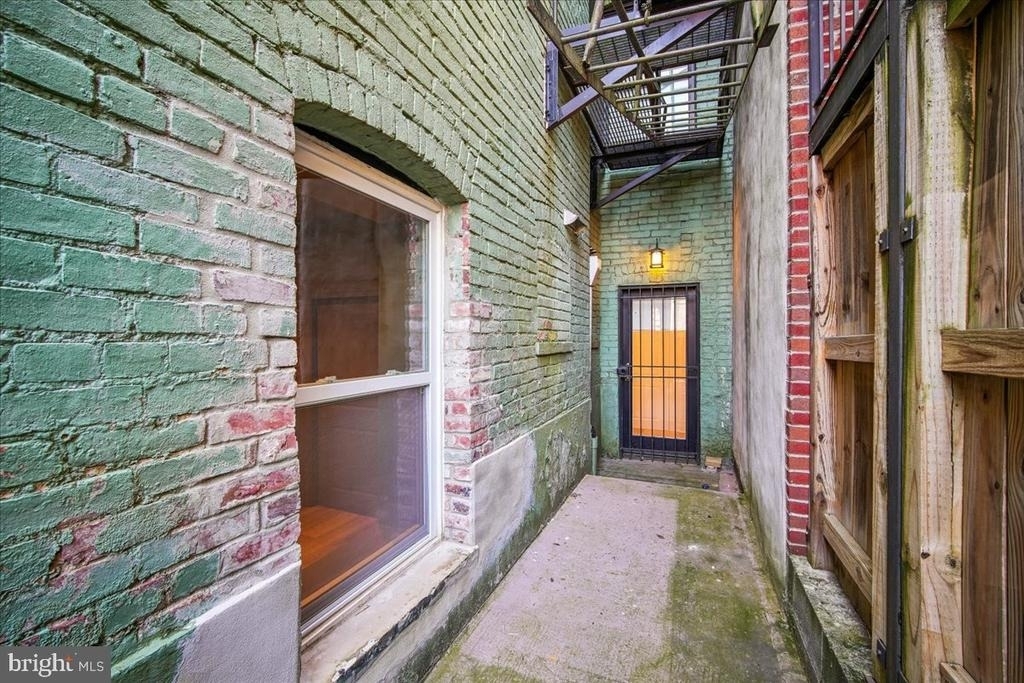 1317 Harvard Street Nw - Photo 19