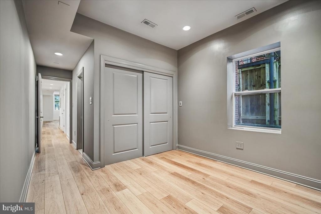 1317 Harvard Street Nw - Photo 10