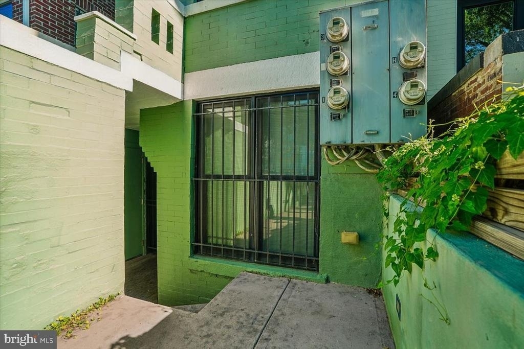 1317 Harvard Street Nw - Photo 1