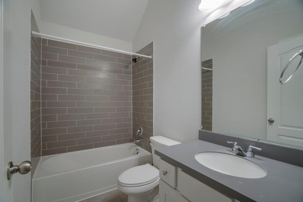 19412 Camlann Pl - Photo 9