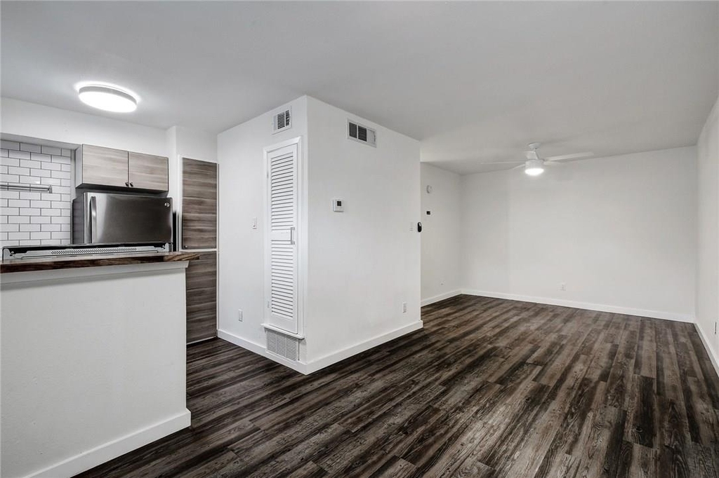 4111 Avenue A St - Photo 7