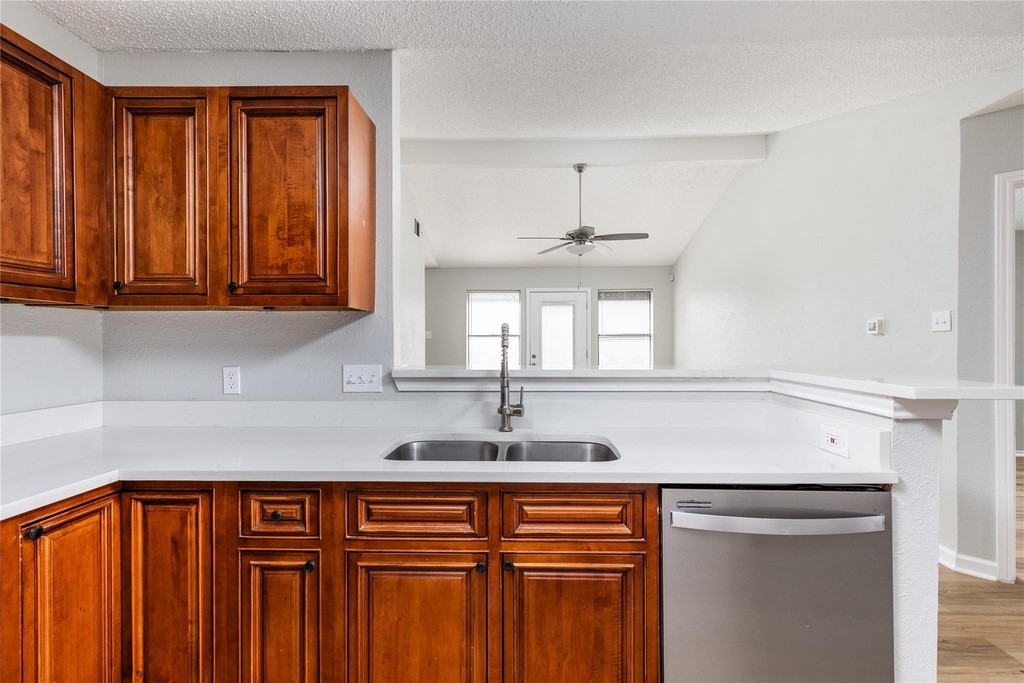 1803 Heatherglen Ln - Photo 19