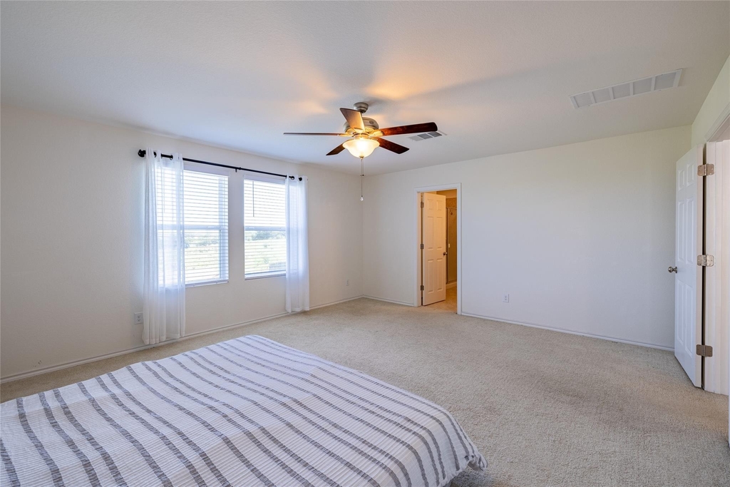 6300 Routenburn St - Photo 29