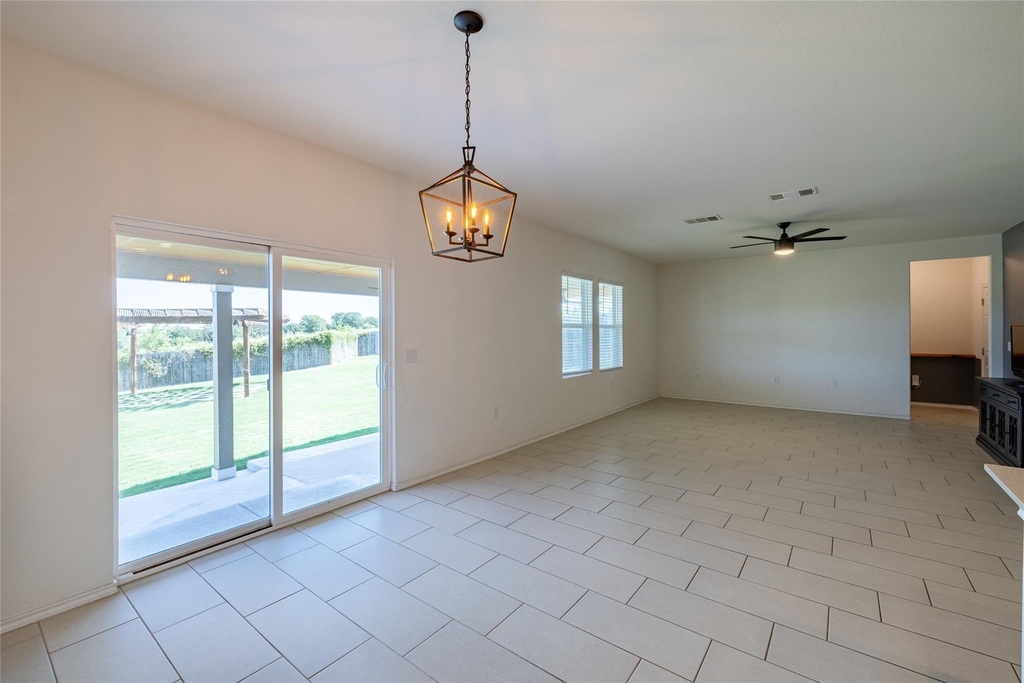 6300 Routenburn St - Photo 13