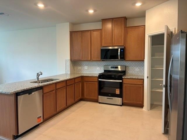 4040 Terracina Dr - Photo 6
