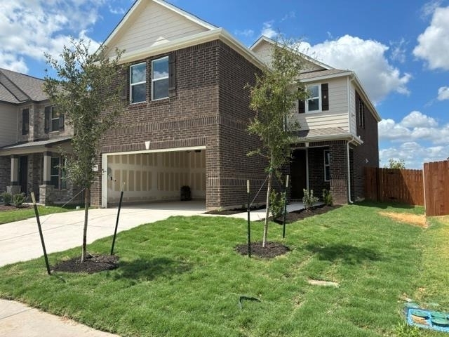 4040 Terracina Dr - Photo 2