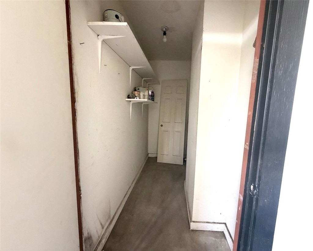 2508 W 12th St - Photo 17