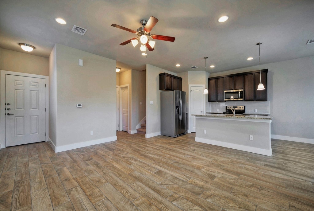 508 High Tech Dr - Photo 3