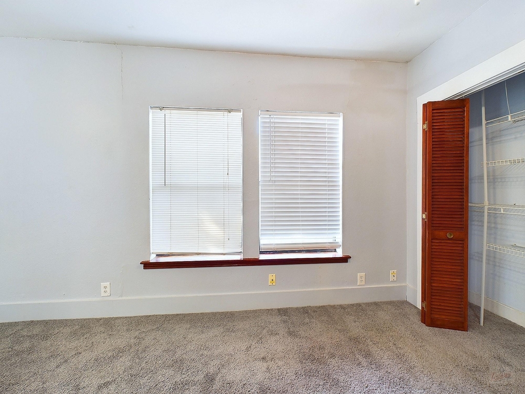 3006 Duval St - Photo 10