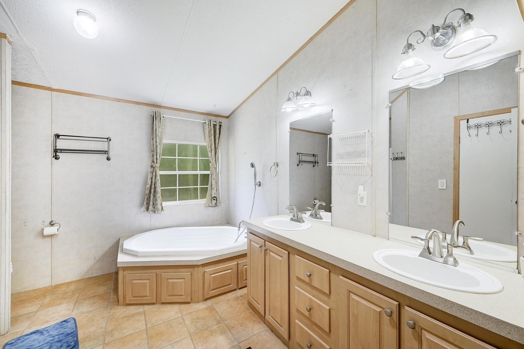 7807 Williamson Creek Dr - Photo 8