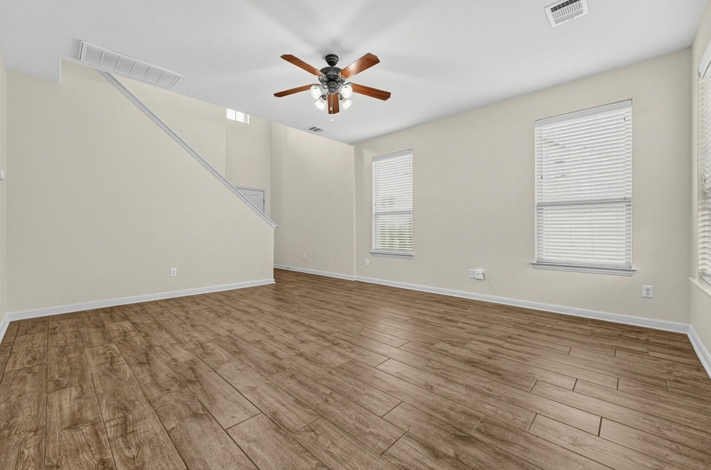 2410 Great Oaks Dr - Photo 22