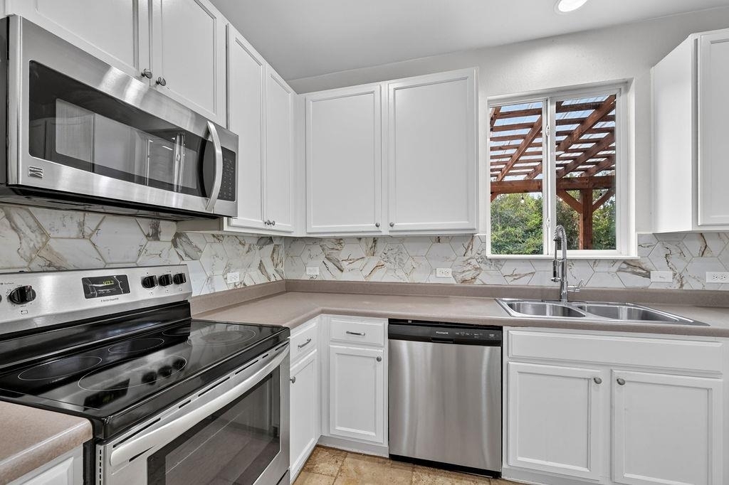 9420 Southwick Dr - Photo 14