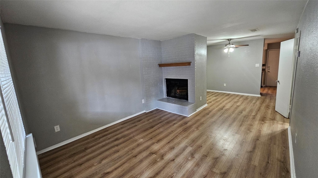 1320 Southport Dr - Photo 1
