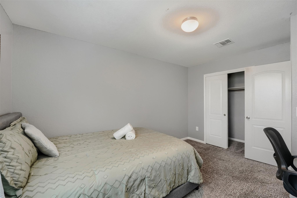 12116 Walter Vaughn Dr - Photo 17