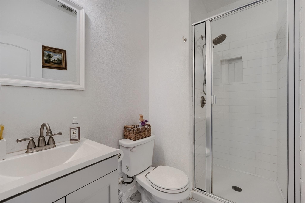 12116 Walter Vaughn Dr - Photo 9