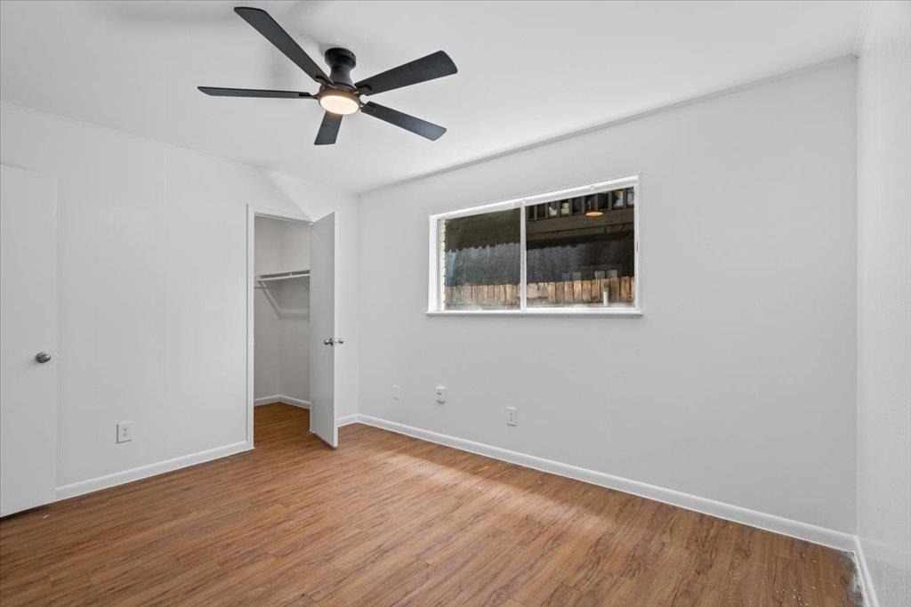 3704 Speedway - Photo 4