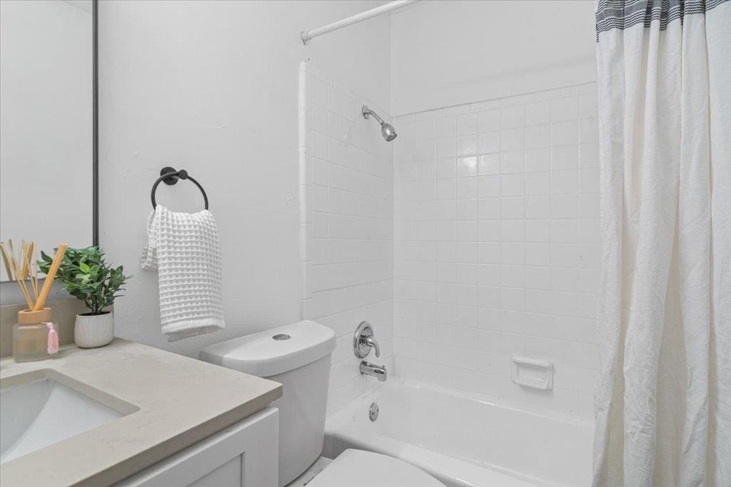 3704 Speedway - Photo 25