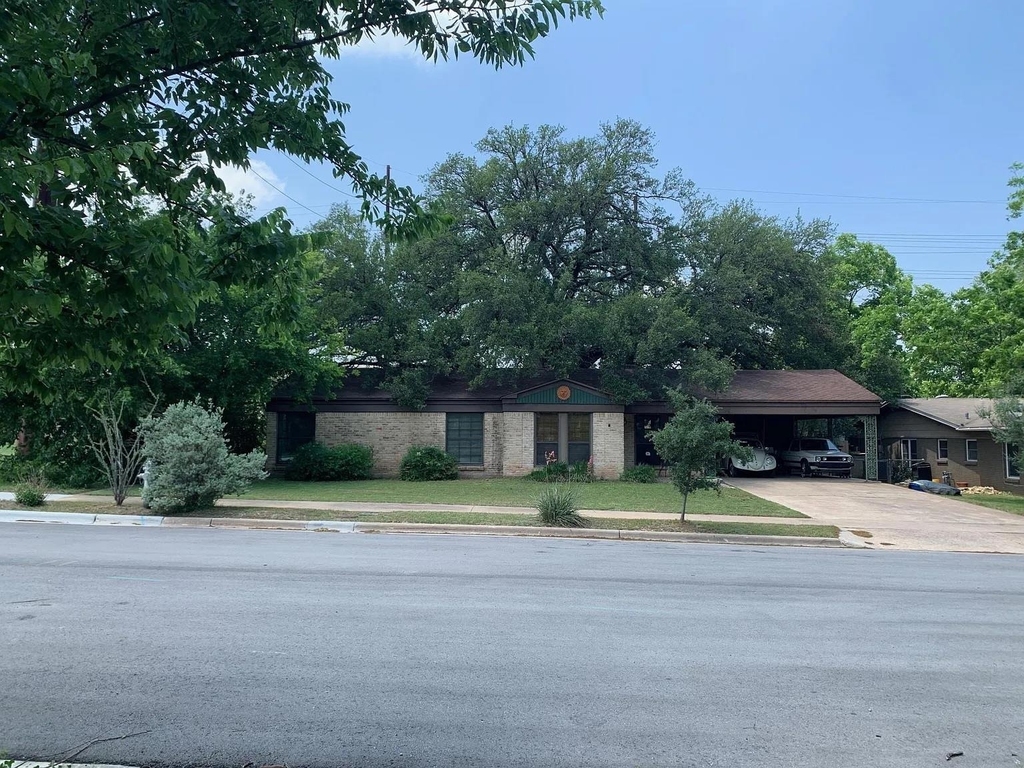 5702 Fairlane Dr - Photo 0