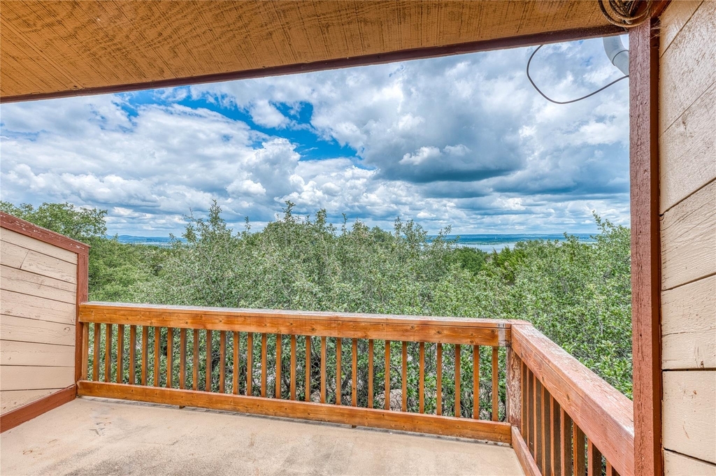 901 Cheyenne - Photo 2