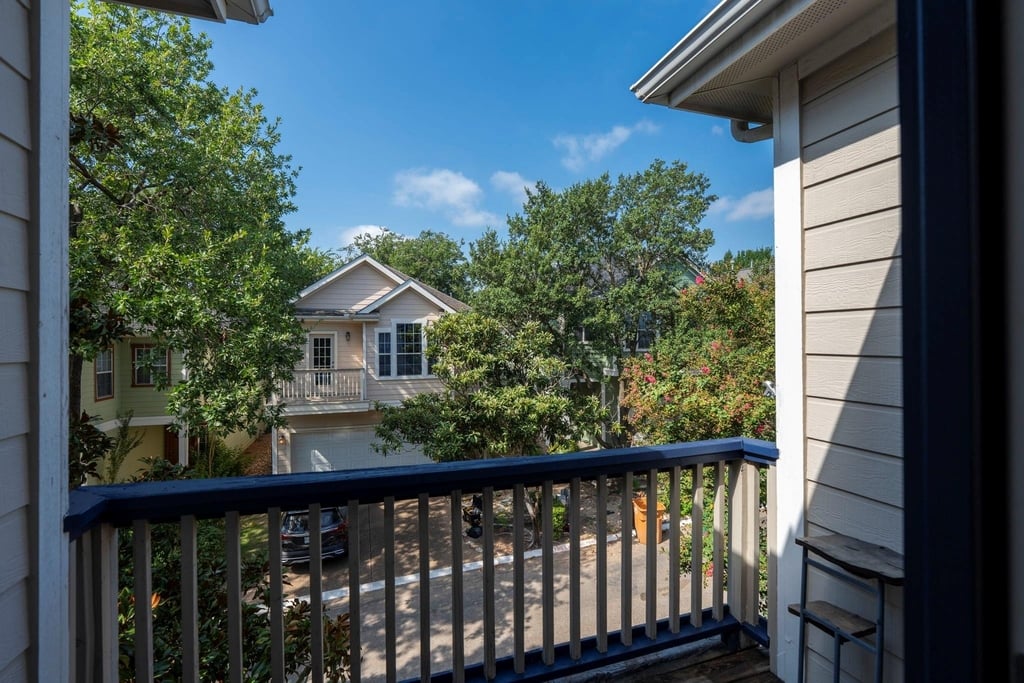 6704 Menchaca Rd - Photo 17
