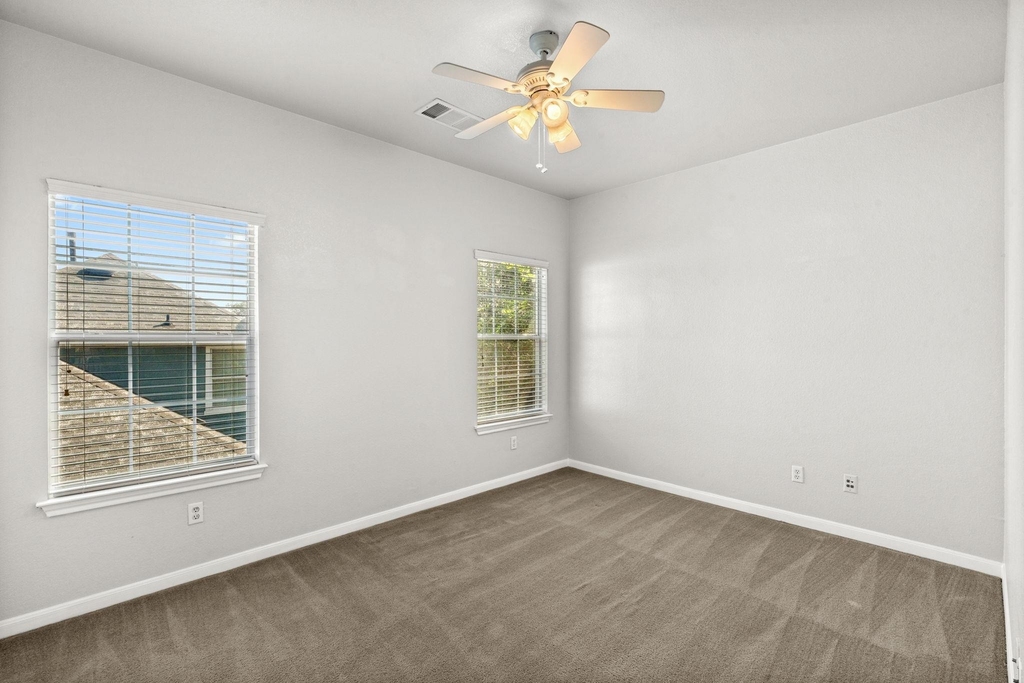 6704 Menchaca Rd - Photo 13