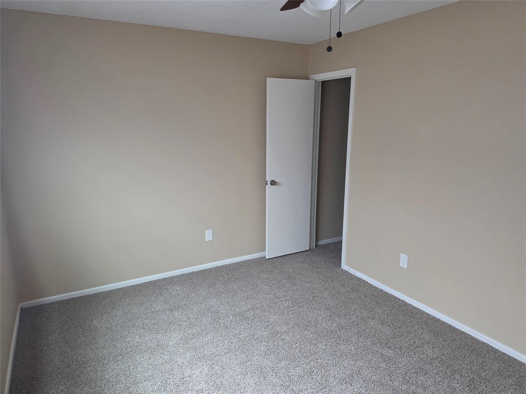 4412 Shakertown - Photo 19