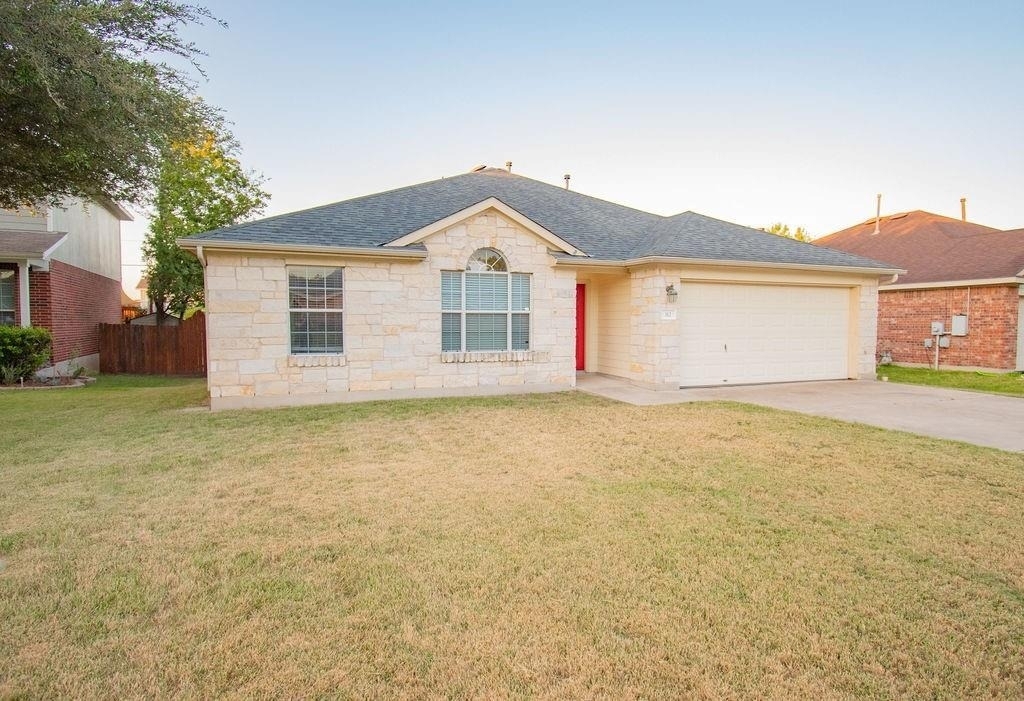 312 Pheasant Rdg - Photo 1