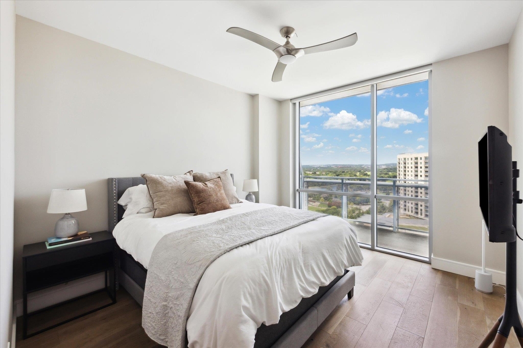 222 West Ave - Photo 7