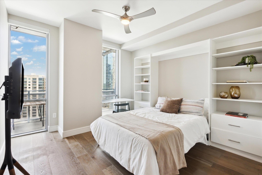 222 West Ave - Photo 9