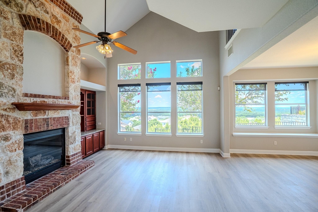 16 Mountain Terrace Cv - Photo 3