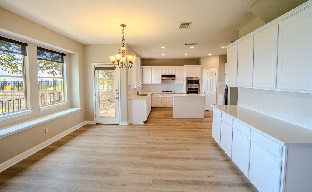 16 Mountain Terrace Cv - Photo 5