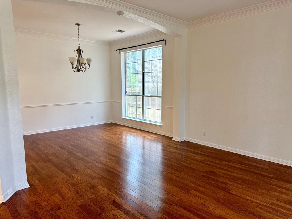 11112 Marden Ln - Photo 5
