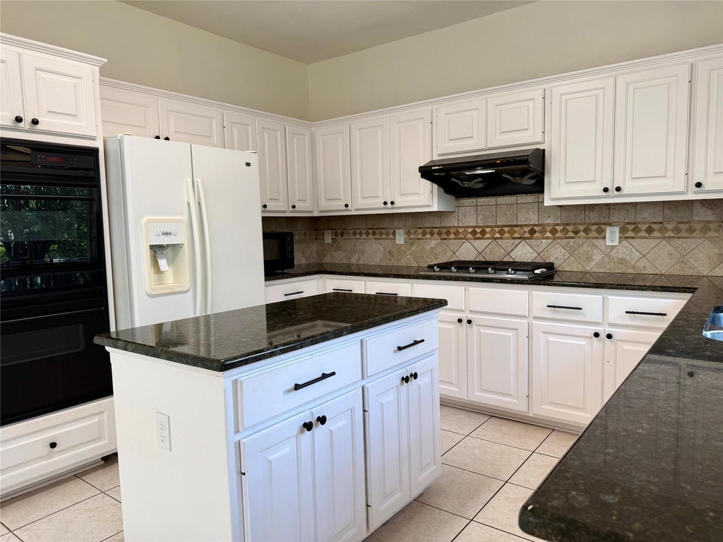 11112 Marden Ln - Photo 10