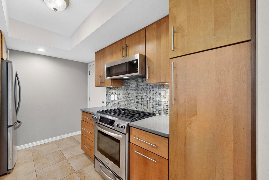 6023 Old Fredericksburg Rd - Photo 11