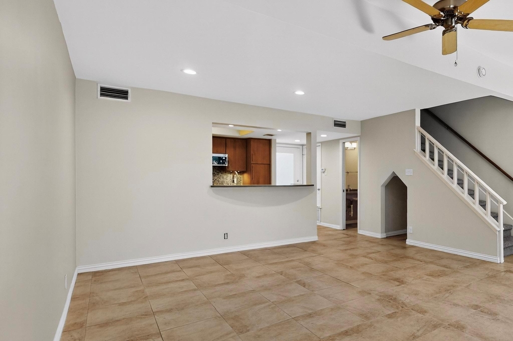 6023 Old Fredericksburg Rd - Photo 4