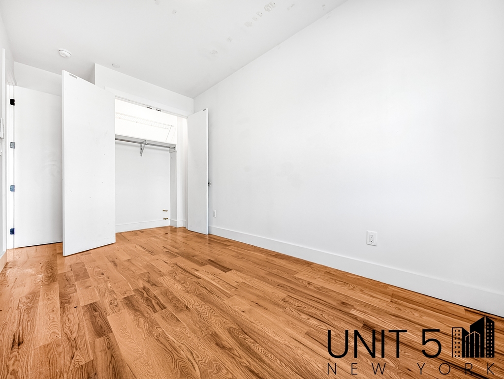 29 Marcus Garvey Boulevard - Photo 2
