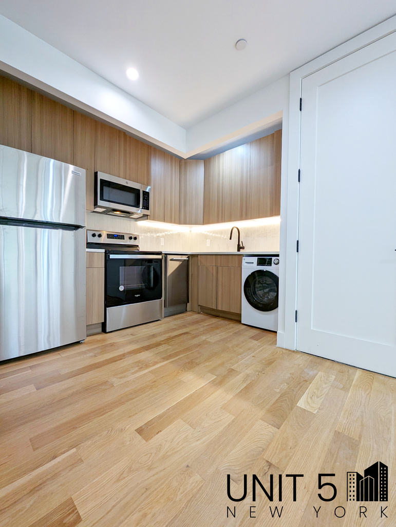 253 Clarkson Avenue - Photo 1