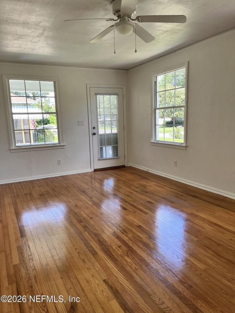 4826 French Street - Photo 3
