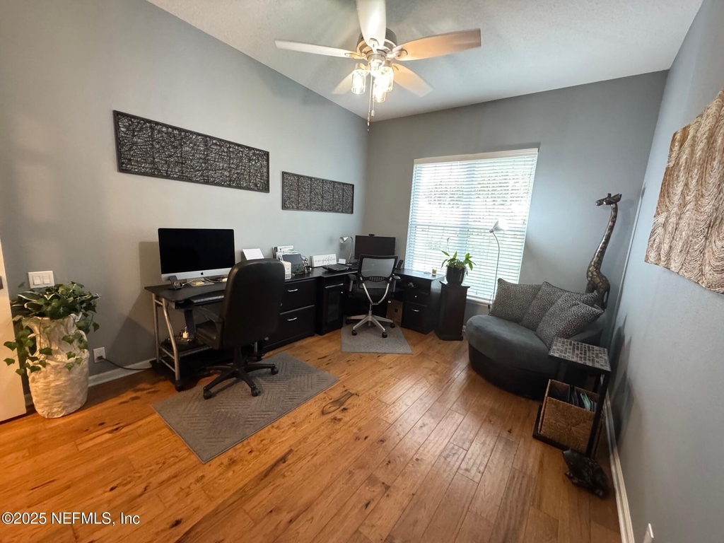 4911 Toproyal Lane - Photo 22