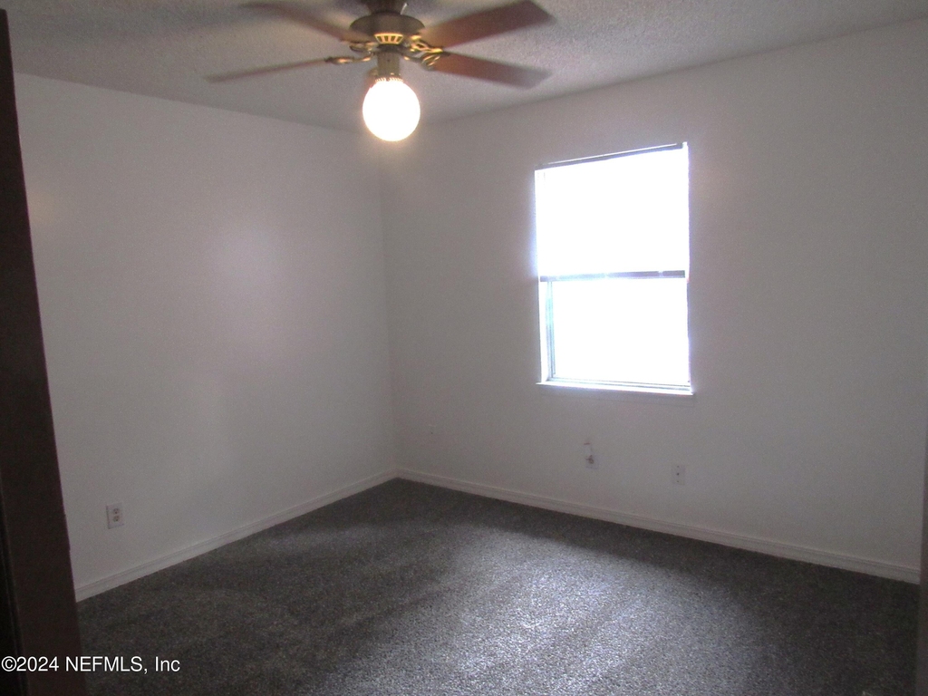 11722 Tanager Drive - Photo 11