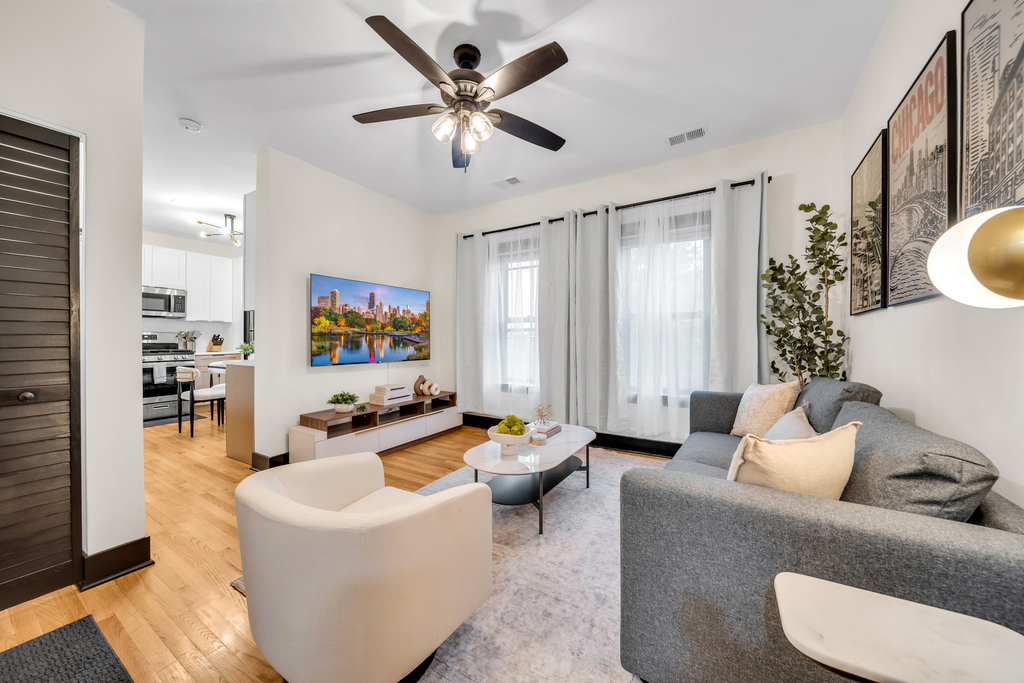1481 W Erie Street - Photo 6