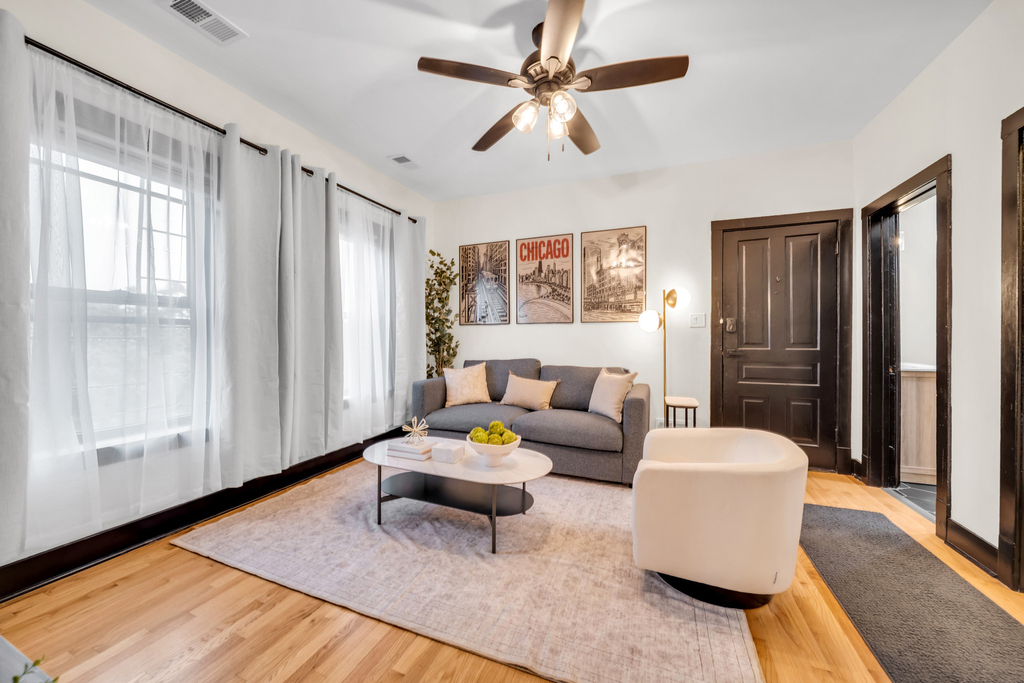 1481 W Erie Street - Photo 5
