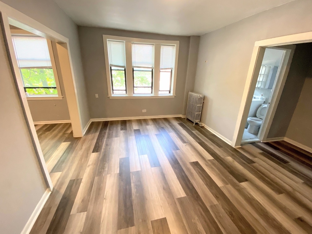 839 W Sheridan Road - Photo 1