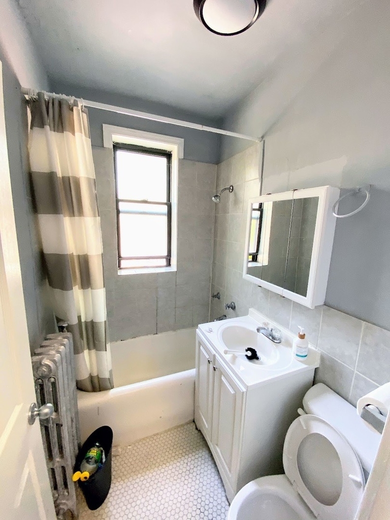 839 W Sheridan Road - Photo 8