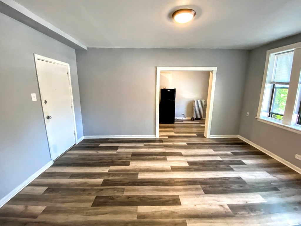 839 W Sheridan Road - Photo 7